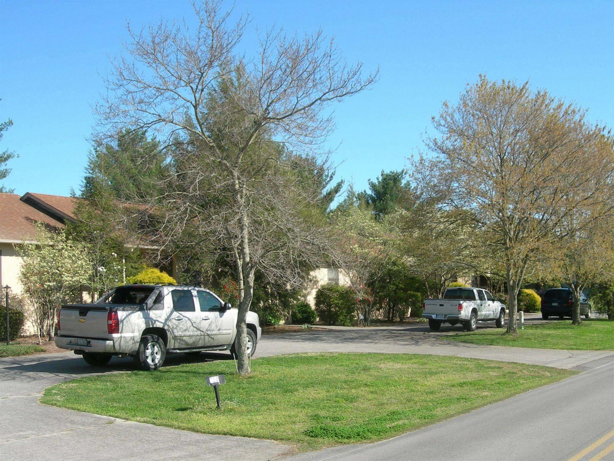 Baneberry Golf And Resort Exterior photo